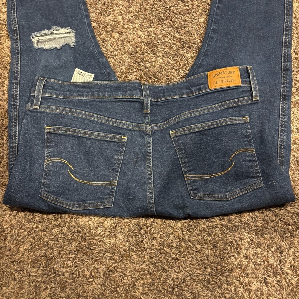 Signature by Levi Strauss Women's Blue Jeans